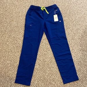 NWT Figs YOLA skinny pants. Size small. Electric blue